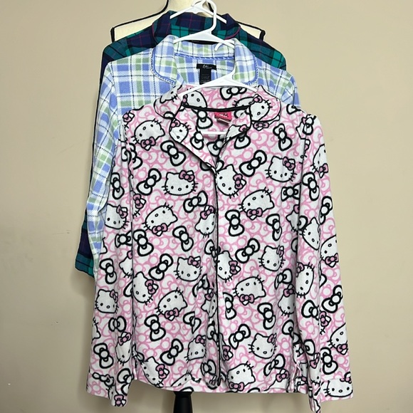 Hello Kitty Other - 😴3 Packs of Pajama Tops